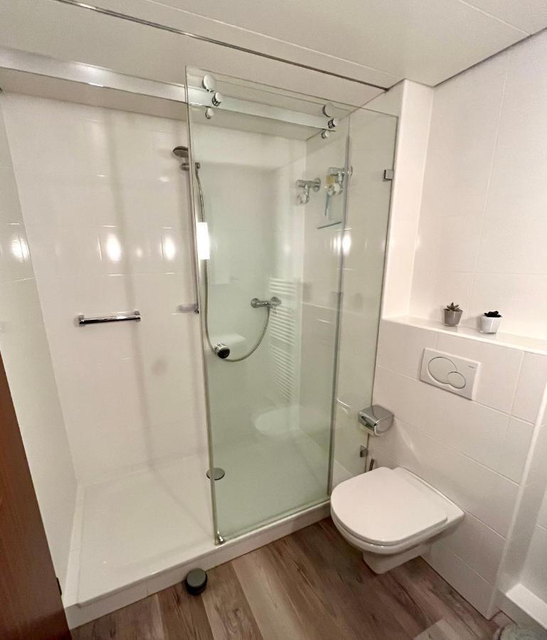 Appartementresidenz Am Kurpark - Ferienwohnungen Mit Pool & Sauna & Garage Bad Salzuflen Exterior foto